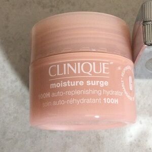 NWT Clinique Moisture Surge 100H Auto Replenishing Skincare Cream